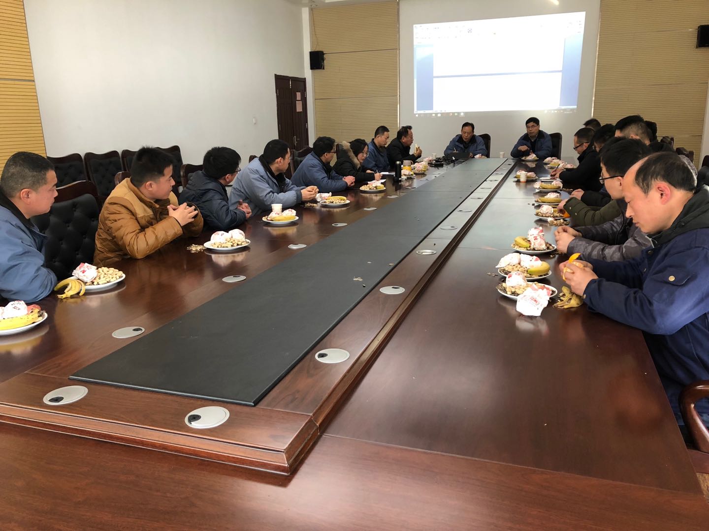 350vip浦京集团艾普喷涂机器人